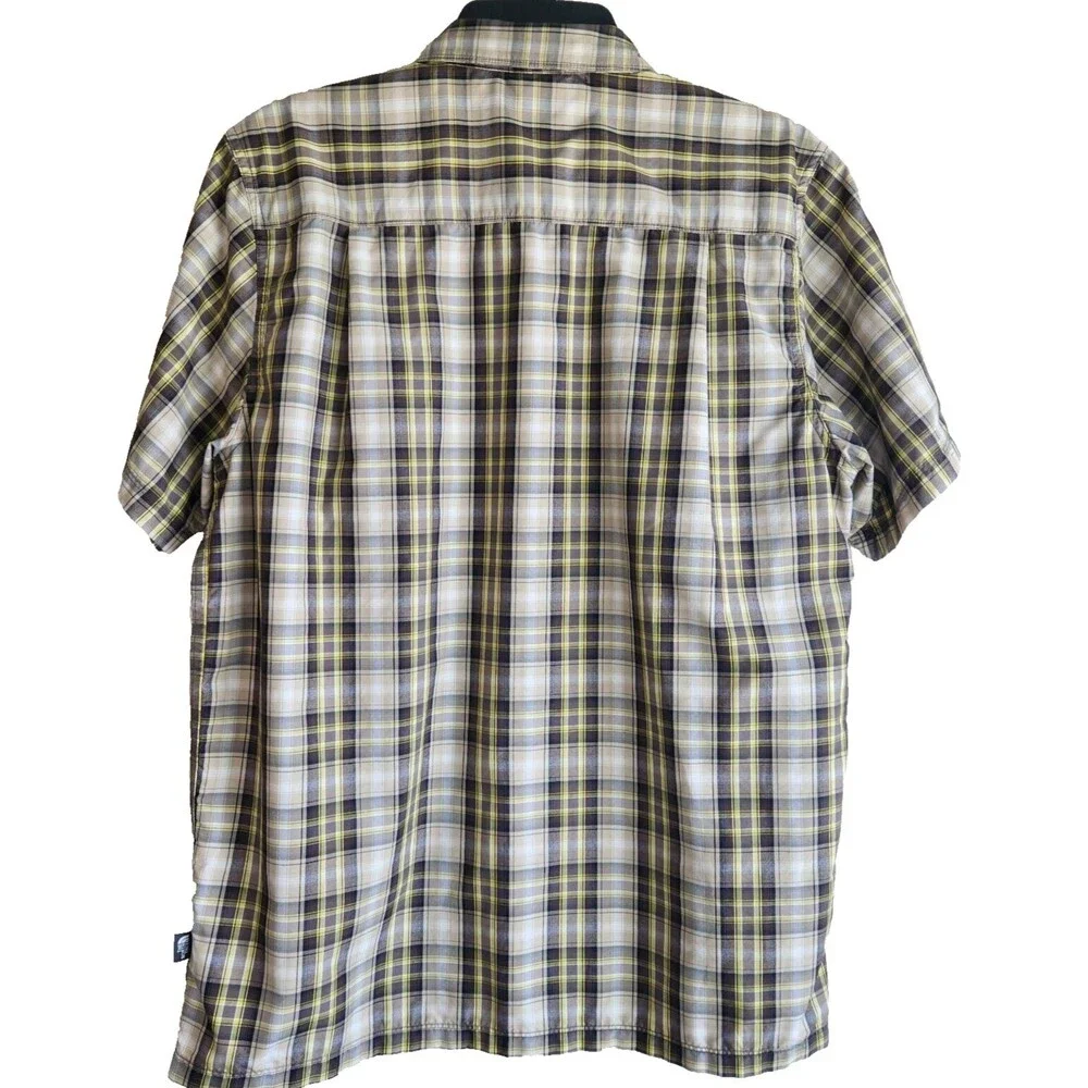The North Face Mens Medium Shirt NSE Size M Plaid Short Sleeve‎ Hiking Travel